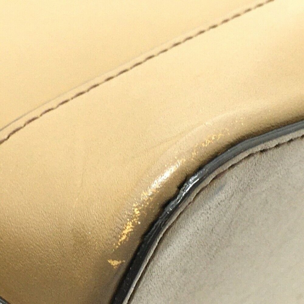 Authentic Burberry Inside Checkered Shoulder Bag L - image 6